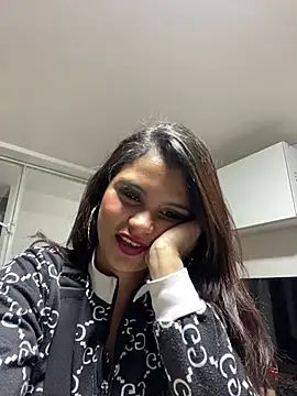 EmmySweett2 online show from March 2026 01:57:01 PM