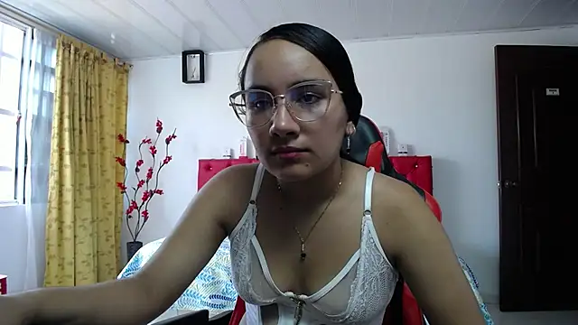 Maylin horny19 online show from March 2026 07:14:01 PM