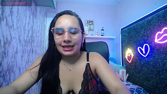 Maylin horny19 online show from May 2026 07:06:01 PM