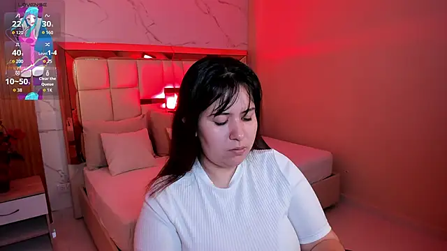 Snapshot of zoes_milee chatting on December 2025 11:31:01 AM zoes milee online show from December 2025 11:31:01 AM