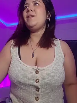 Snapshot of zoes_milee chatting on October 2025 11:34:02 AM zoes milee online show from October 2025 11:34:02 AM