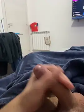 Snapshot of lucarioos06 chatting on January 2025 11:29:01 PM lucarioos06 online show from January 2025 11:29:01 PM