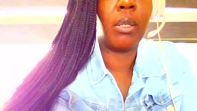 chocolatechipkukky85 online show from April 2026 08:02:01 PM