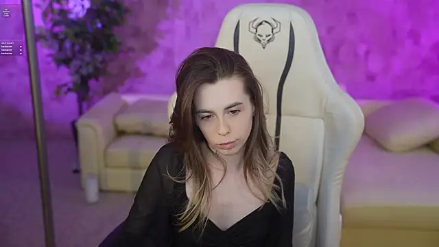 Lika Secret  online show from March 2025 10:56:02 PM