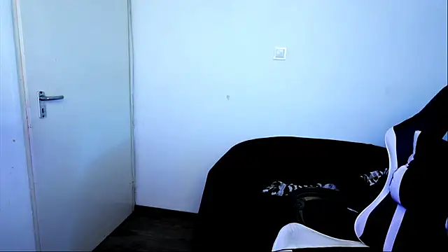 ShyHotNerd online show from May 2026 12:11:01 PM