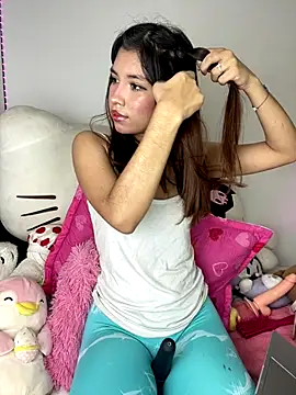 Snapshot of Selesumii chatting on September 2025 04:27:01 AM Selesumii online show from September 2025 04:27:01 AM