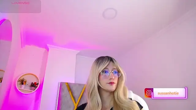 SussanHottye1  online show from October 2025 09:44:02 AM