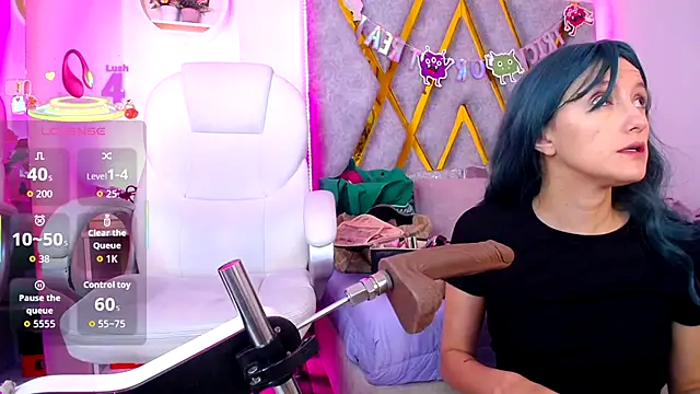 Snapshot of SussanHottye1_ chatting on December 2025 10:25:02 AM SussanHottye1 online show from December 2025 10:25:02 AM