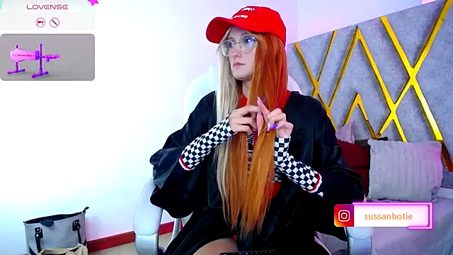 SussanHottye1  online show from September 2025 01:29:01 PM
