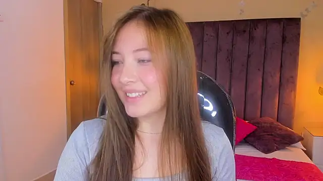 Dahlia Rousse online show from November 2025 10:58:01 PM