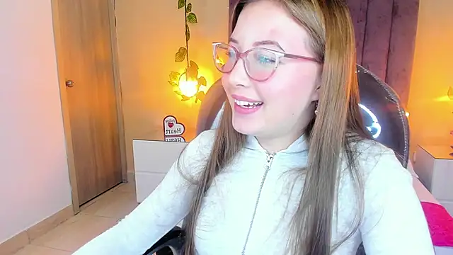 Dahlia Rousse online show from November 2025 04:56:02 AM