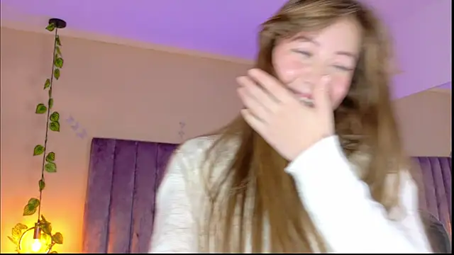 Dahlia Rousse online show from March 2026 06:15:01 AM