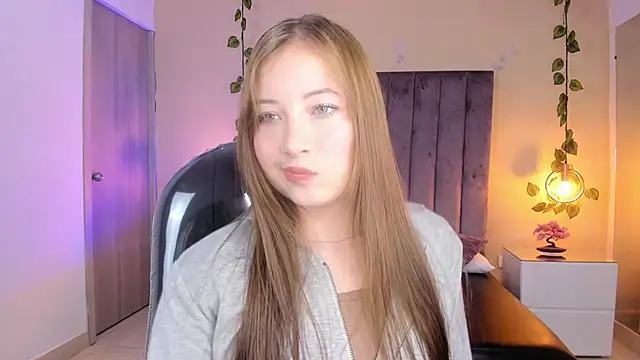 Dahlia Rousse online show from November 2025 05:45:02 AM