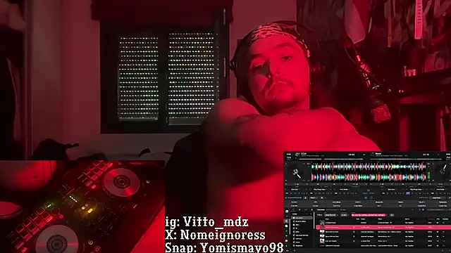 Snapshot of vittote chatting on February 2025 04:47:01 PM vittote online show from February 2025 04:47:01 PM