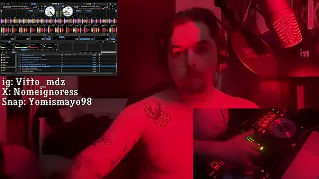 Snapshot of vittote chatting on February 2025 11:28:02 PM vittote online show from February 2025 11:28:02 PM