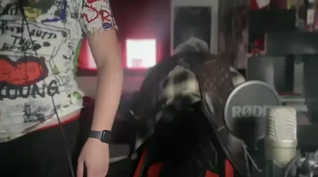 Snapshot of vittote chatting on February 2025 04:44:01 PM vittote online show from February 2025 04:44:01 PM