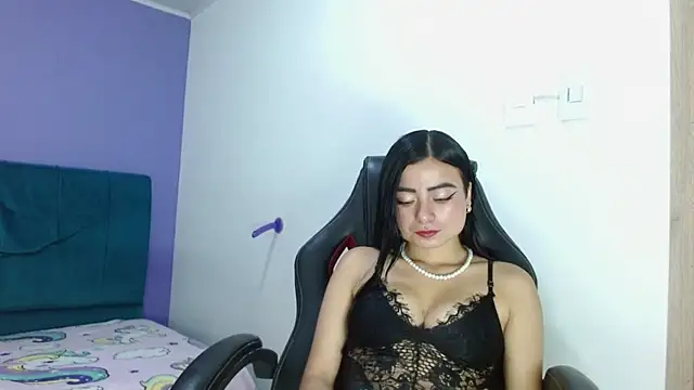 astreajonescm101 online show from January 2025 11:53:02 AM