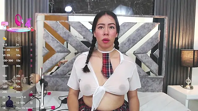 Snapshot of SalomeSimonz chatting on November 2025 08:13:01 PM SalomeSimonz online show from November 2025 08:13:01 PM