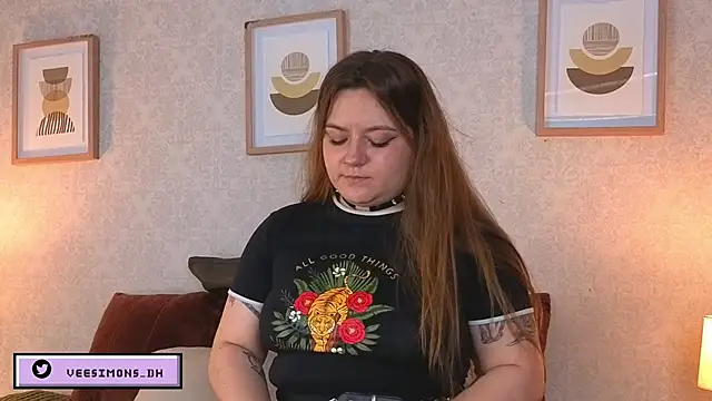 Veronica simons online show from April 2026 08:51:02 PM