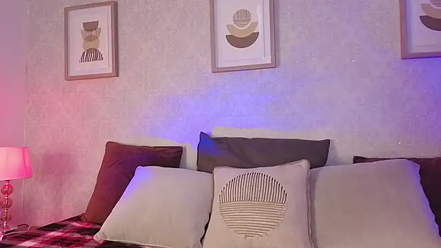 Veronica simons online show from October 2025 09:15:02 PM