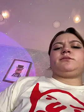 Veronica simons online show from July 2026 09:14:01 PM