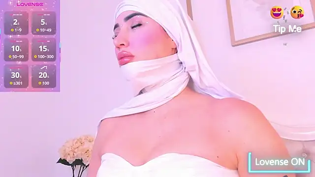 taylorsmiiith  online show from February 2026 08:20:02 PM