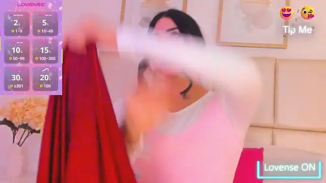 taylorsmiiith  online show from March 2026 07:56:01 PM