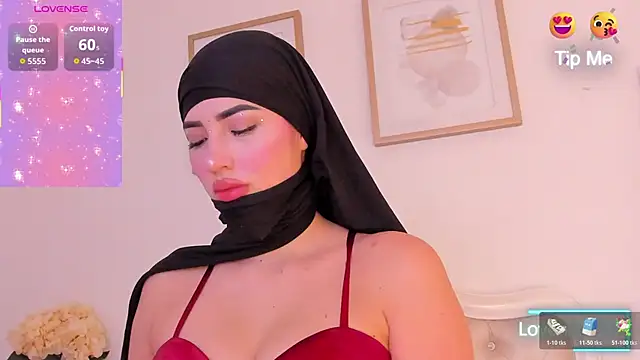 taylorsmiiith  online show from February 2026 03:21:02 PM