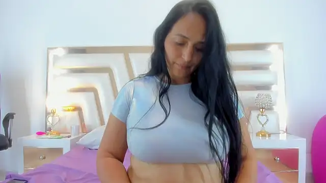 LucineArias online show from February 2025 11:01:02 PM