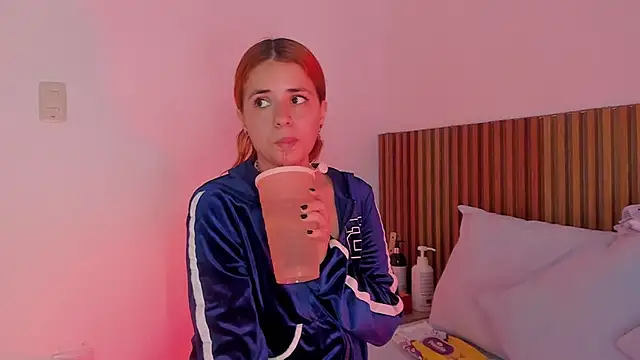 alliss ginger  online show from September 2025 07:58:02 PM