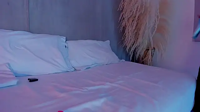 alliss ginger  online show from November 2025 08:45:02 PM