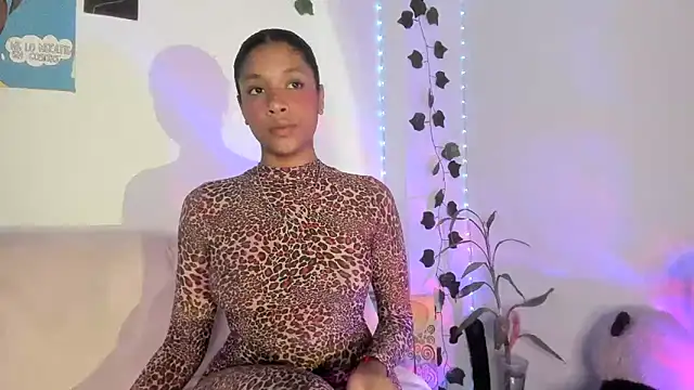 ElectraaJoness online show from June 2026 11:13:02 PM