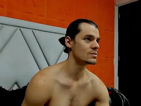 maxi styles online show from February 2026 12:49:02 PM