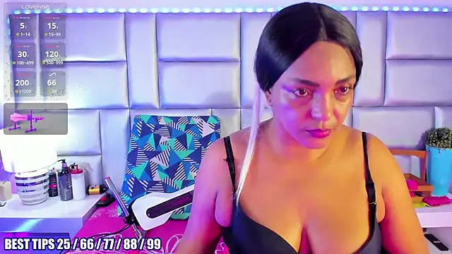 LovelyNickii online show from February 2026 12:51:02 PM