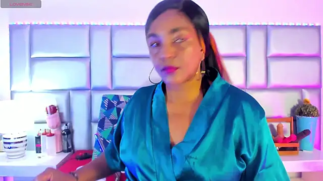 Snapshot of LovelyNickii chatting on April 2026 01:15:01 PM LovelyNickii online show from April 2026 01:15:01 PM