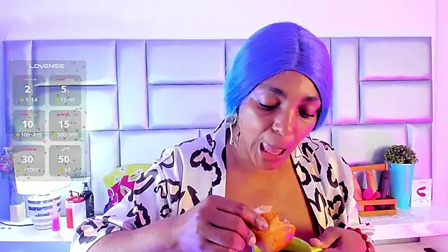 LovelyNickii online show from September 2025 12:36:02 PM