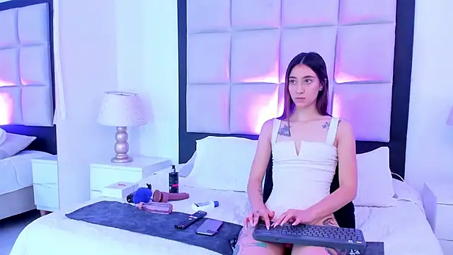 MeganPresleyy online show from March 2025 12:19:02 PM