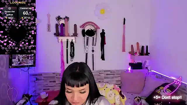 amyswallow7 online show from April 2026 01:00:01 AM