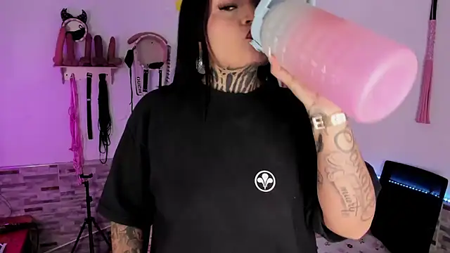 amyswallow7 online show from February 2026 02:40:02 AM