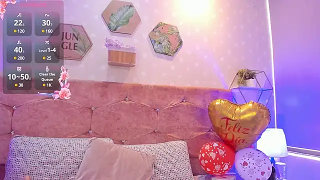 Elise-Leyton online show from February 2025 07:44:01 PM