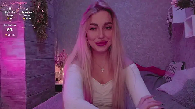 Mika Rayy online show from September 2025 05:31:02 PM