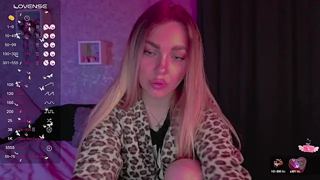 Mika Rayy online show from February 2025 11:45:01 PM