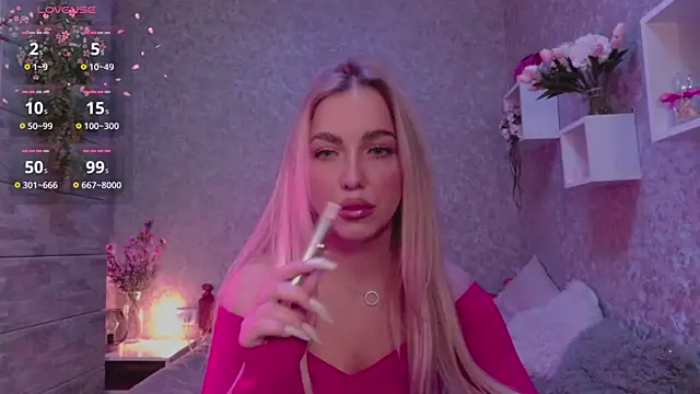 Mika Rayy online show from October 2025 06:52:02 PM