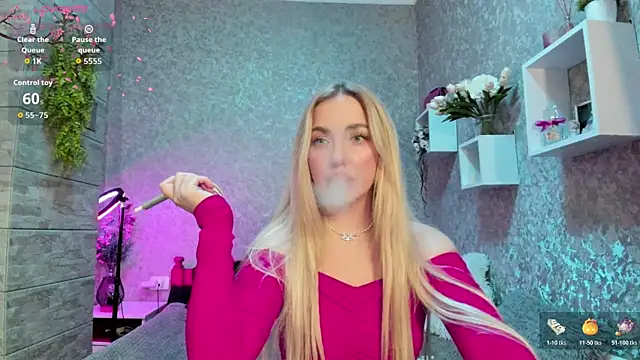 Mika Rayy online show from October 2025 07:03:01 PM