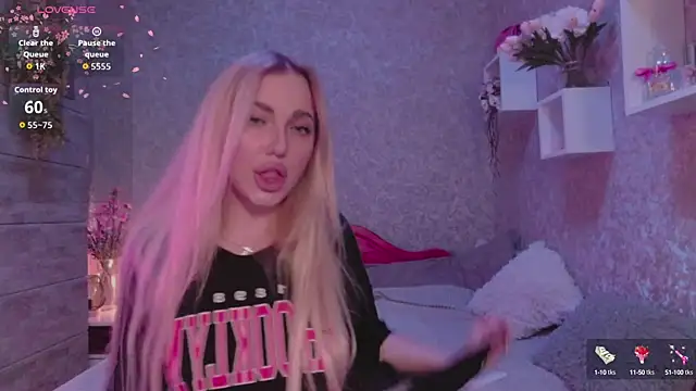 Mika Rayy online show from October 2025 05:36:02 PM