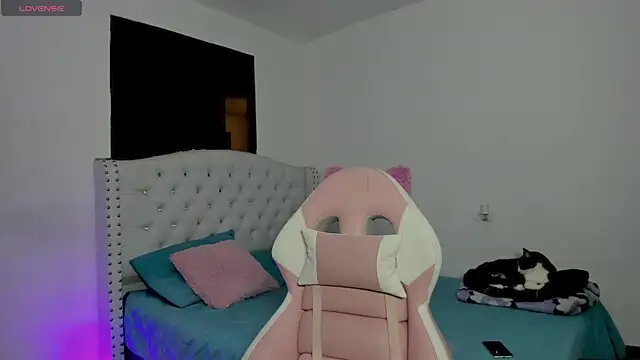 Alana ponsee online show from December 2025 04:08:01 AM