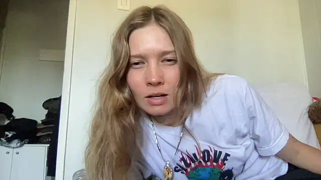 bbgirlfriend online show from April 2026 08:22:02 PM