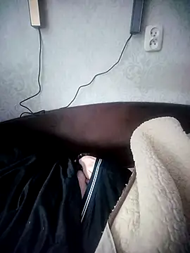 Lukas2204 online show from February 2026 02:50:01 PM