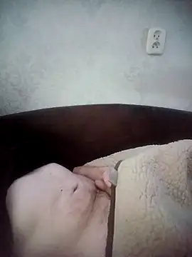 Lukas2204 online show from February 2026 02:49:01 PM