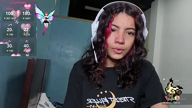 Lovelyamyy online show from October 2025 02:41:01 PM